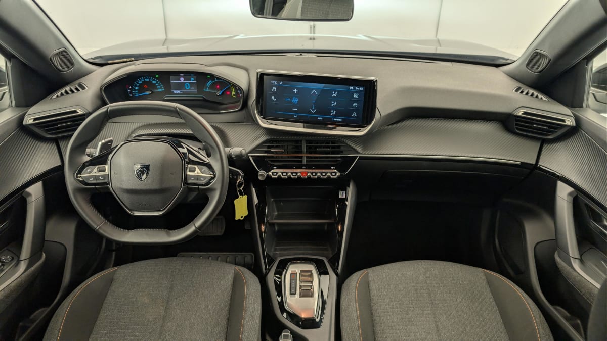 Peugeot 2008 - Image 13