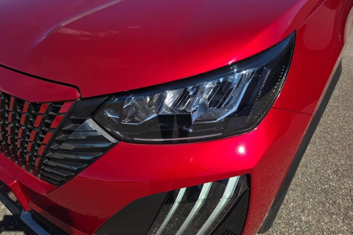 Peugeot 2008 - Image 25
