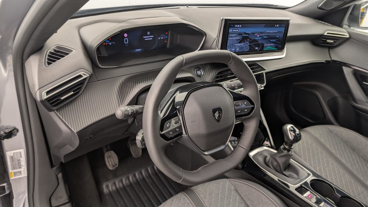 Peugeot 2008 - Image 15