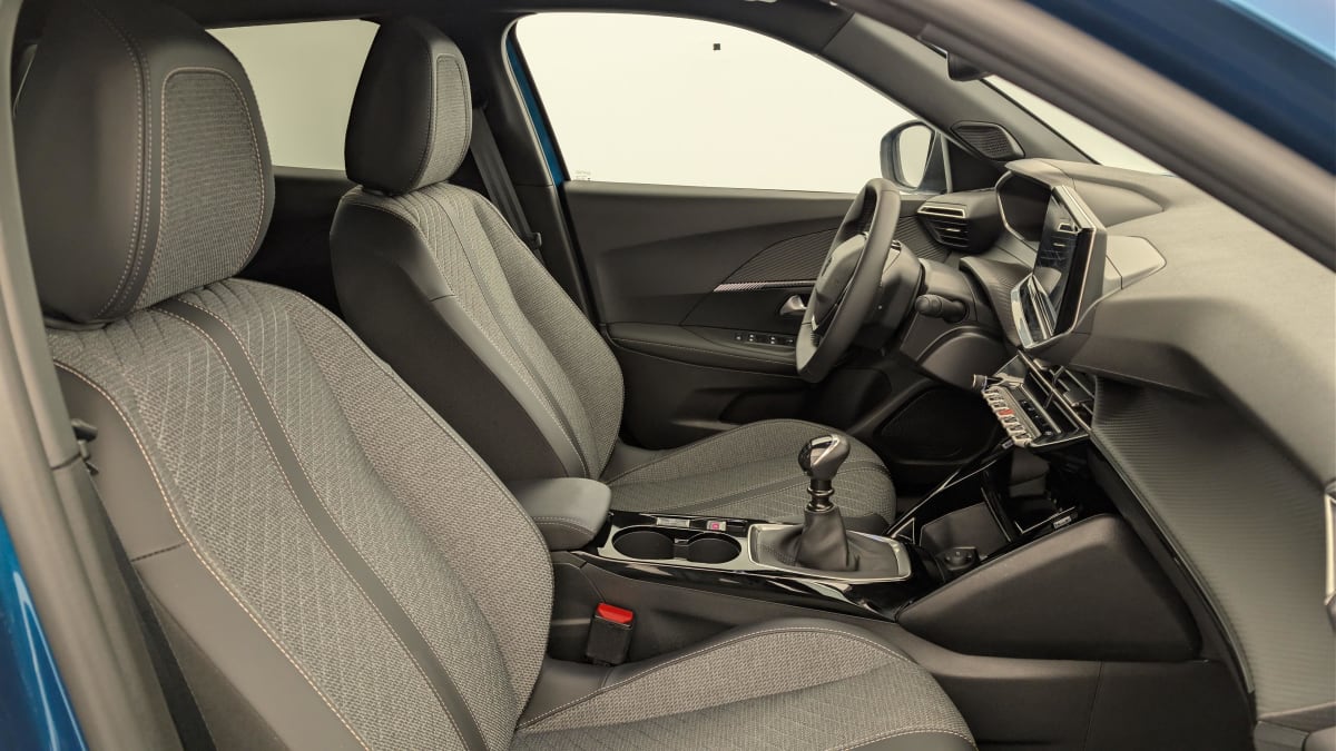 Peugeot 2008 - Image 9