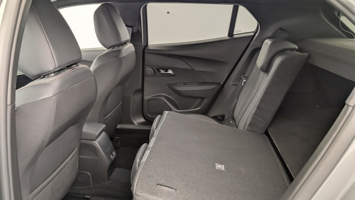 Peugeot 2008 - Image 12