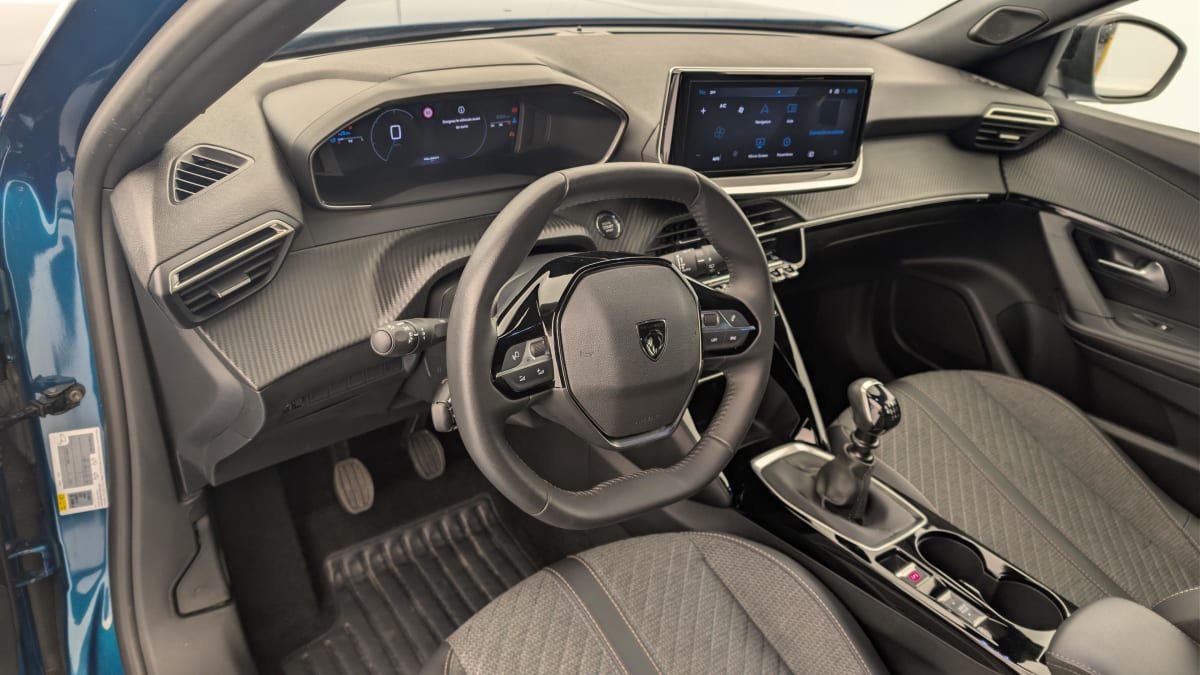 Peugeot 2008 - Image 15