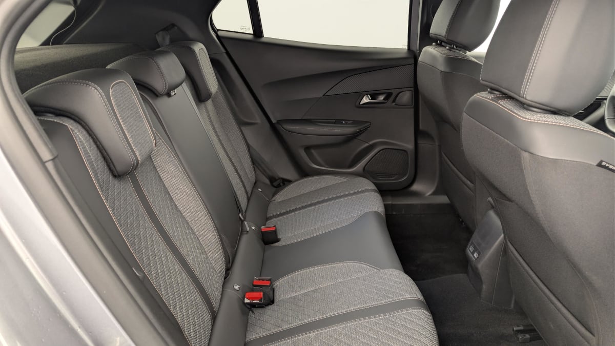 Peugeot 2008 - Image 10