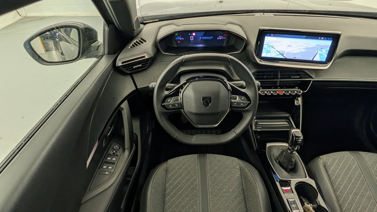 Peugeot 2008 - Image 13