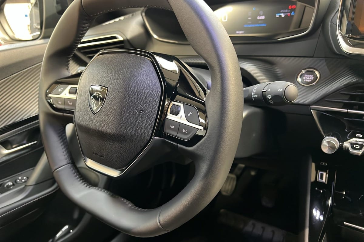 Peugeot 2008 - Image 15