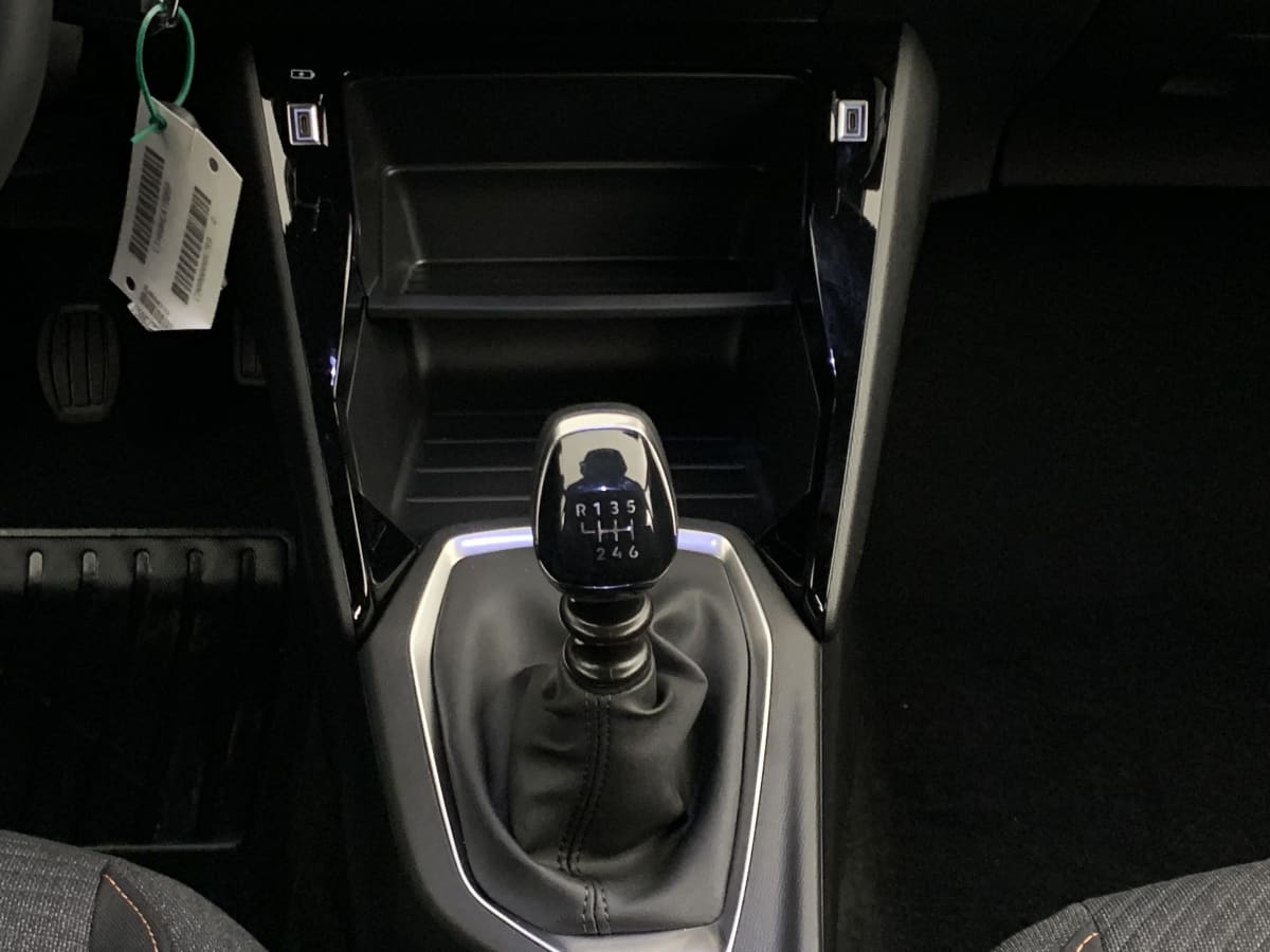 Peugeot 2008 - Image 16