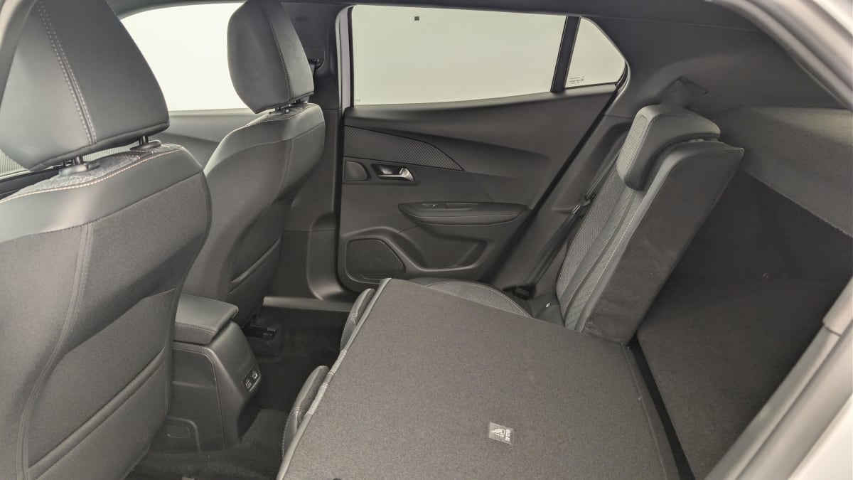 Peugeot 2008 - Image 12