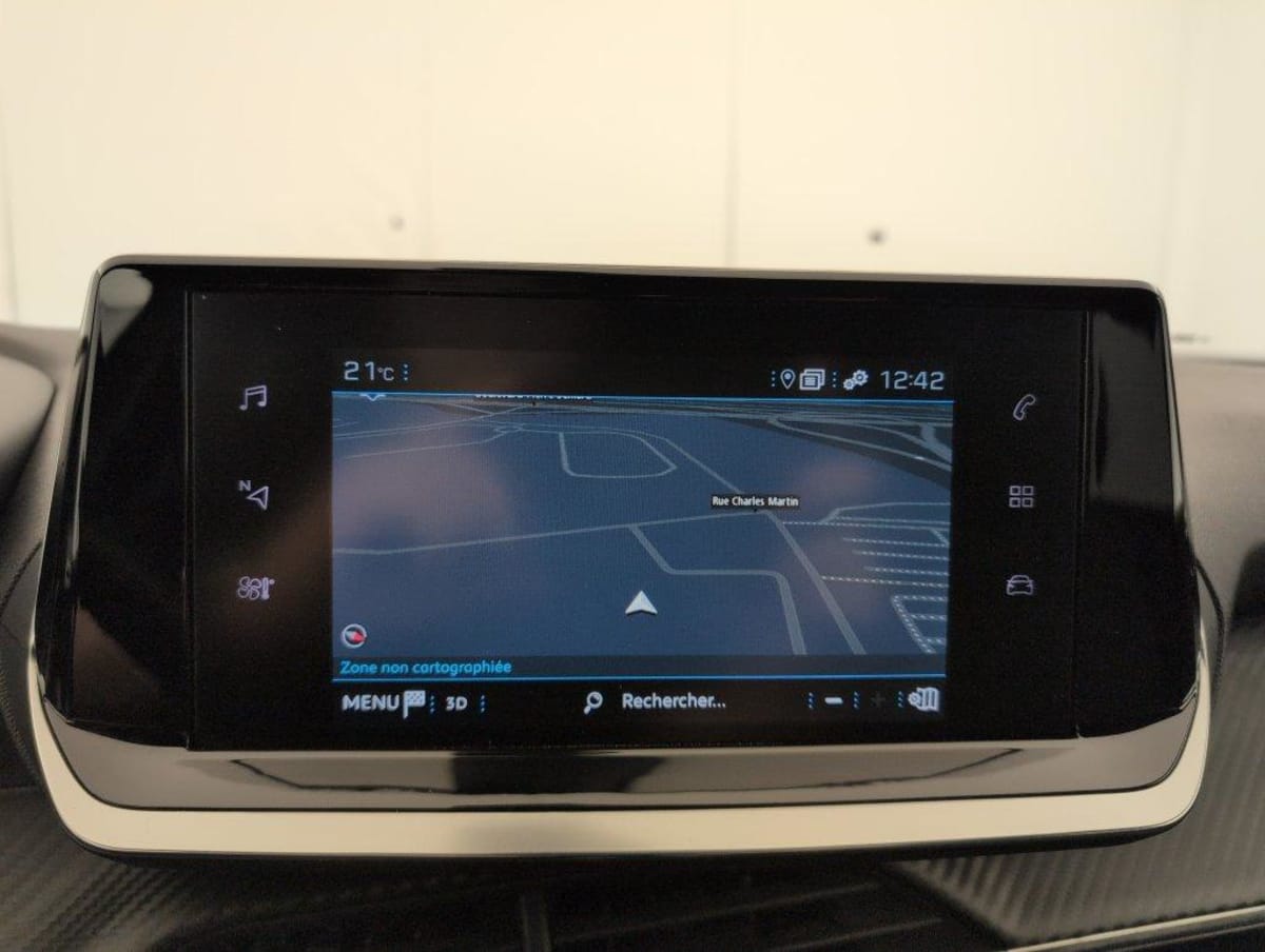 Peugeot 2008 - Image 19