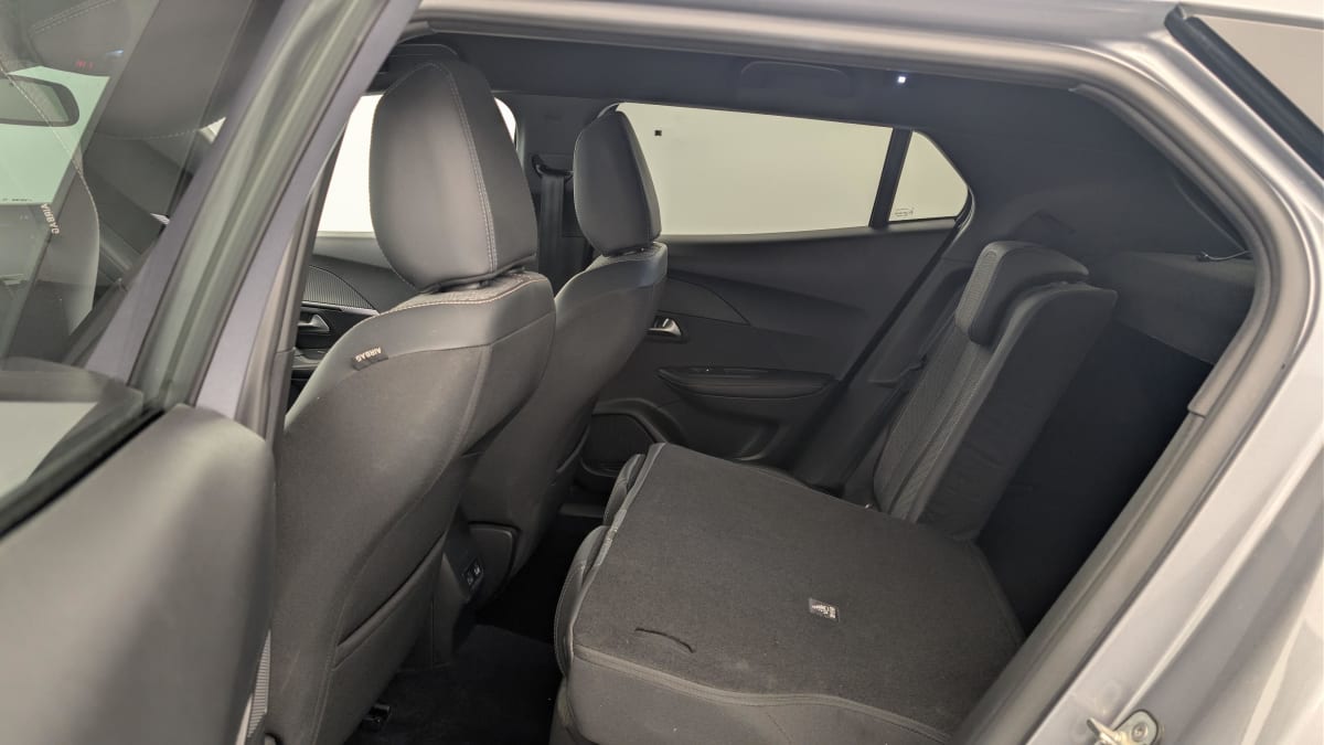 Peugeot 2008 - Image 12