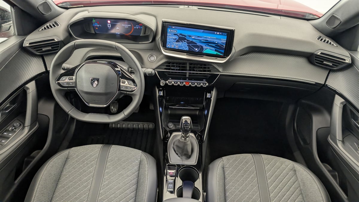 Peugeot 2008 - Image 13