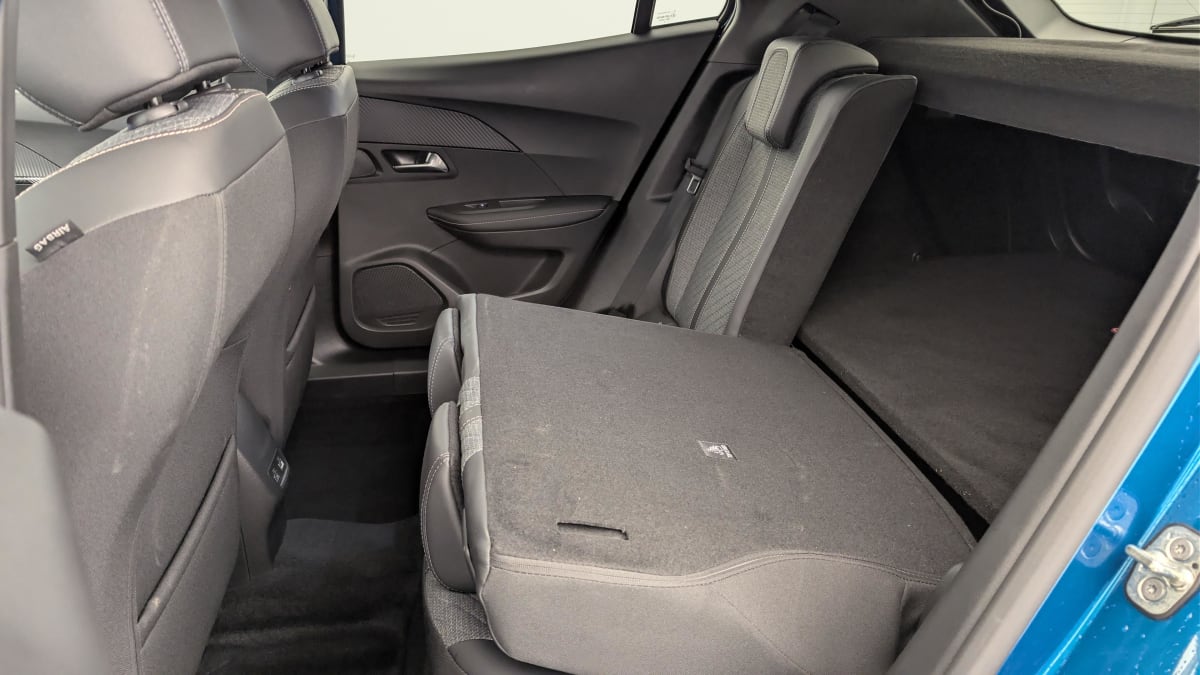 Peugeot 2008 - Image 12