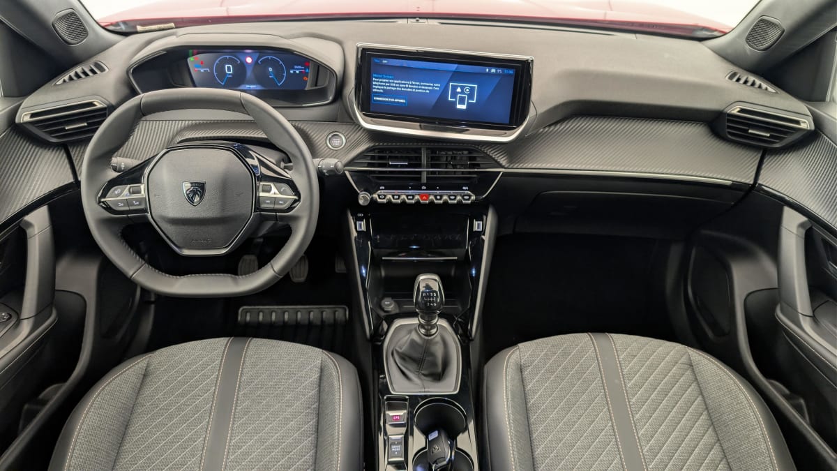 Peugeot 2008 - Image 13