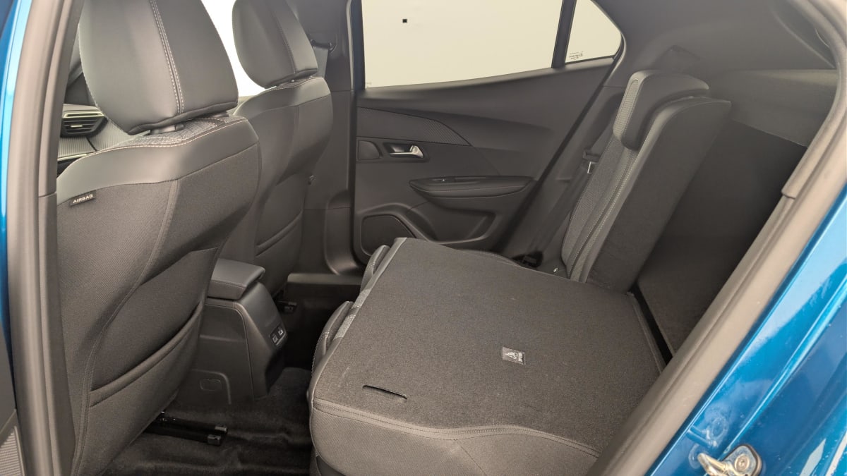 Peugeot 2008 - Image 12