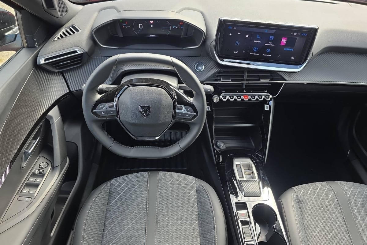 Peugeot 2008 - Image 13