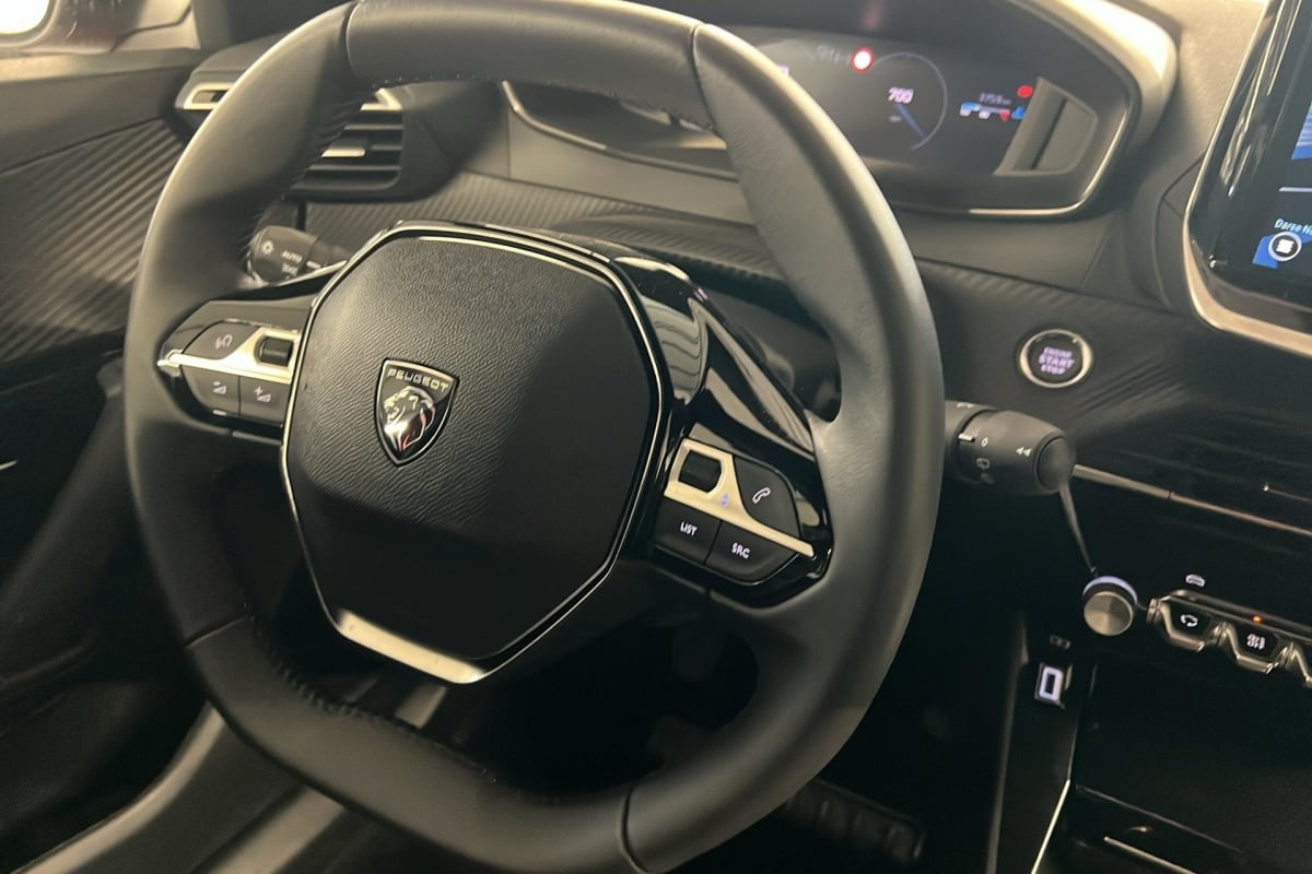 Peugeot 2008 - Image 15