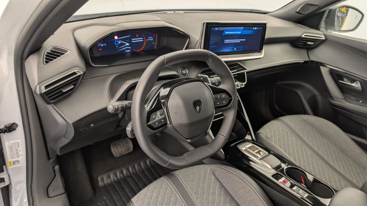 Peugeot 2008 - Image 15