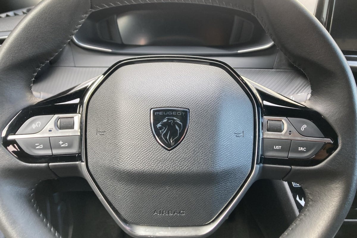 Peugeot 2008 - Image 15