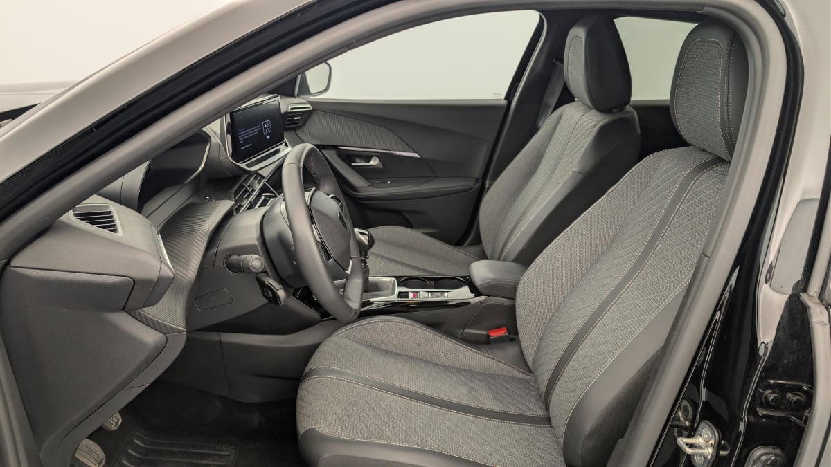 Peugeot 2008 - Image 16