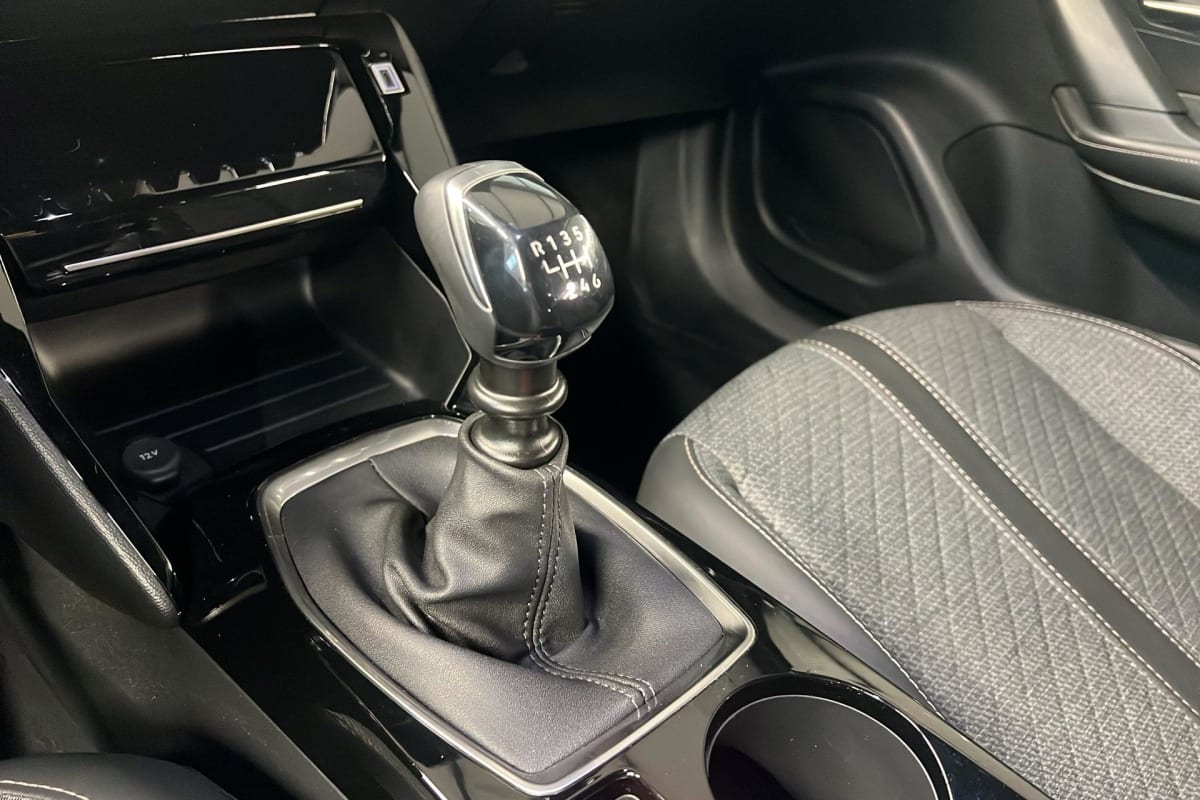 Peugeot 2008 - Image 16