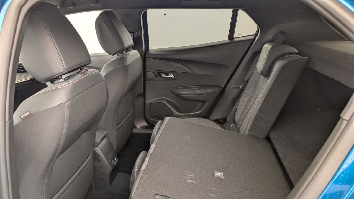 Peugeot 2008 - Image 12