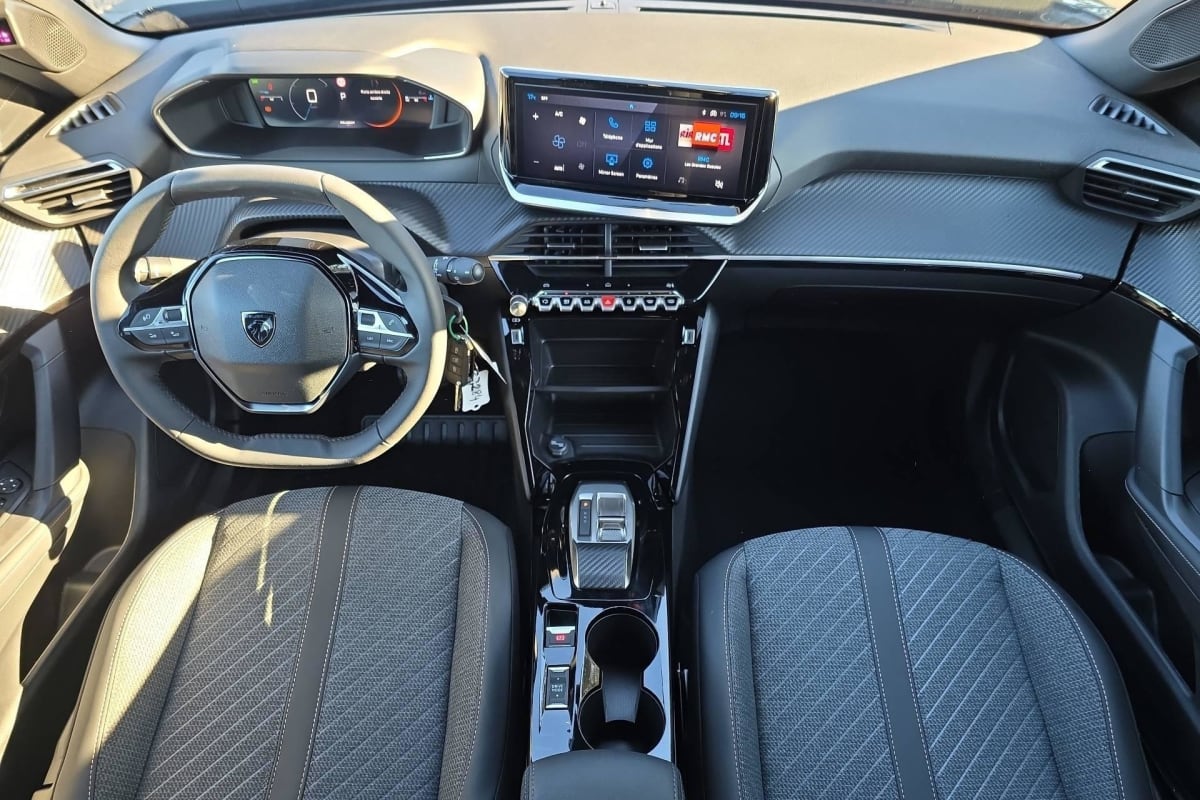 Peugeot 2008 - Image 38