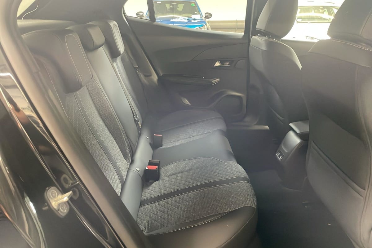 PEUGEOT 2008 100 ALLURE