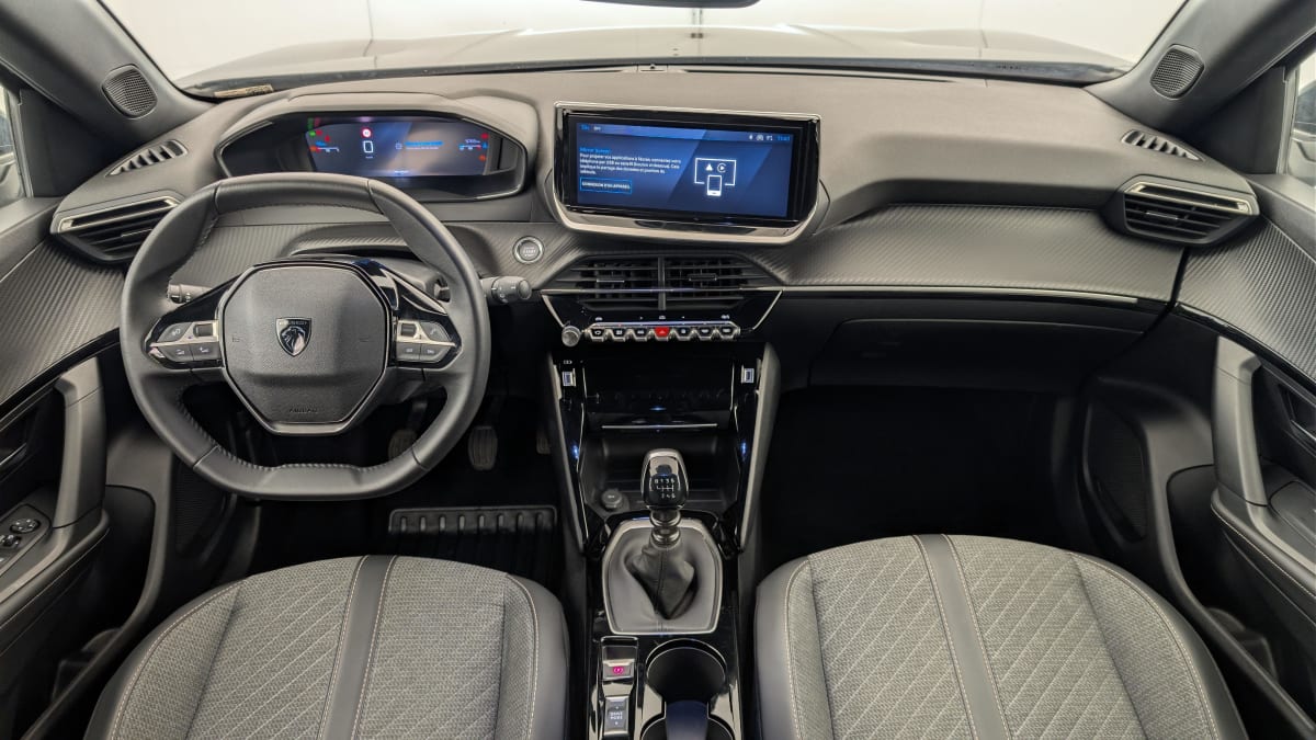 Peugeot 2008 - Image 13