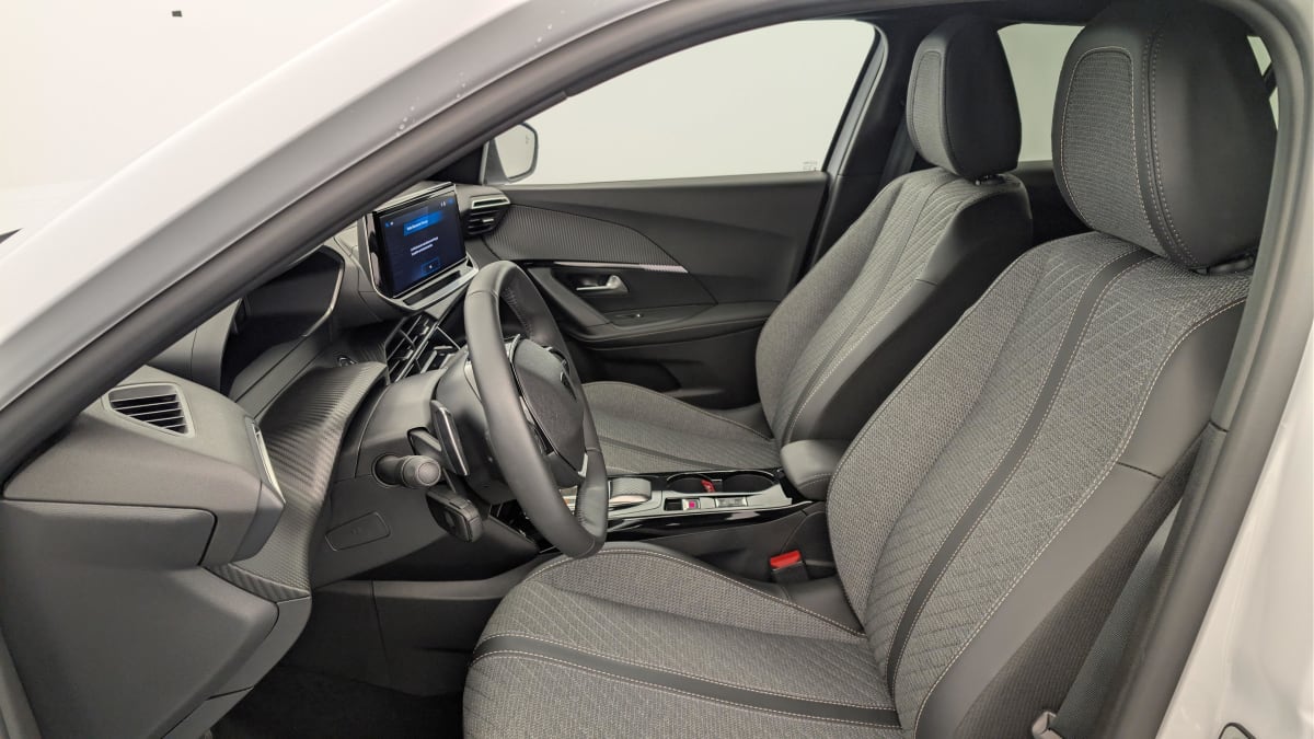 Peugeot 2008 - Image 16