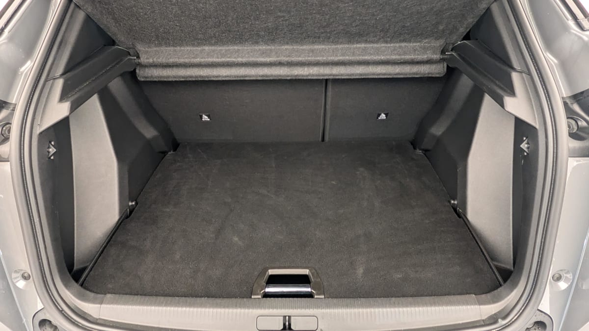 Peugeot 2008 - Image 11