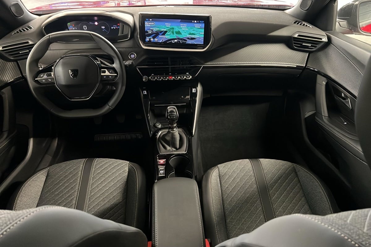Peugeot 2008 - Image 12