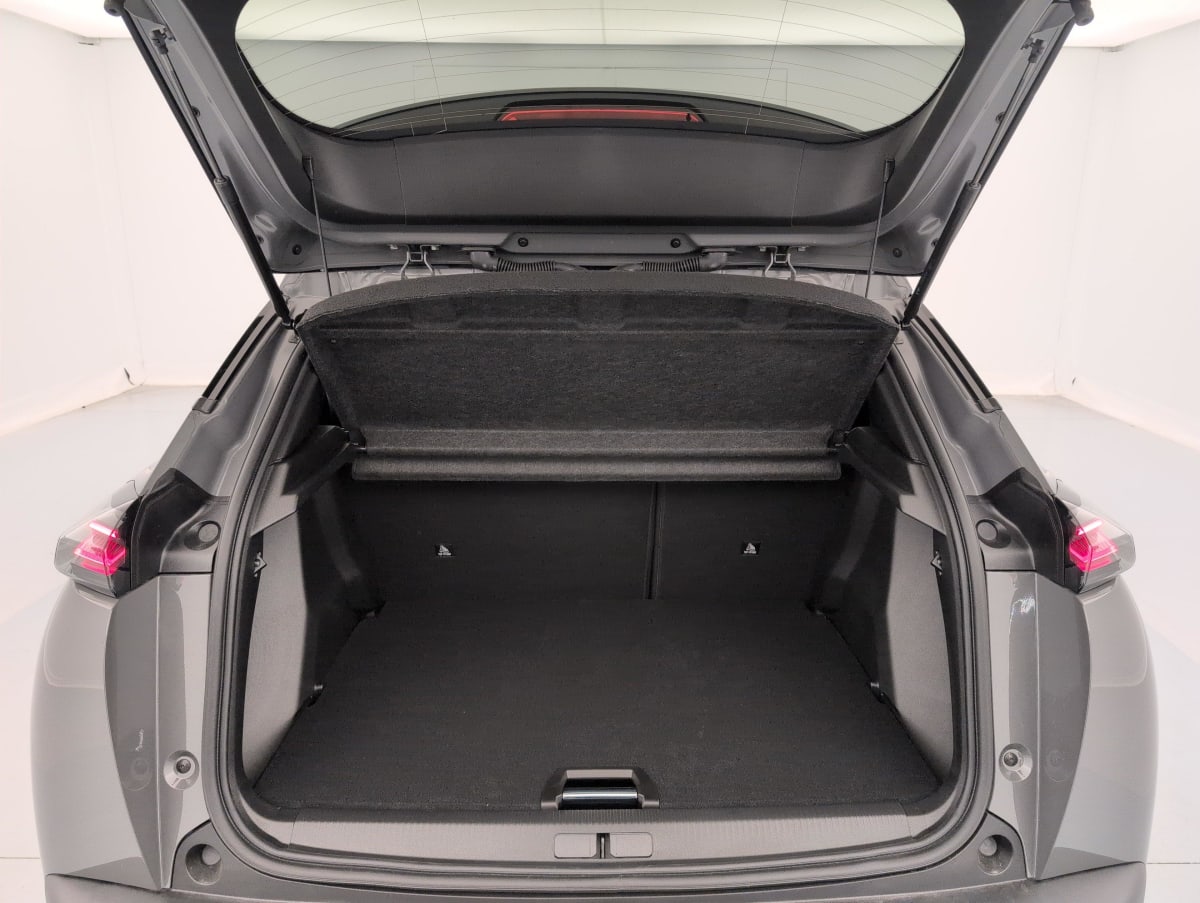 Peugeot 2008 - Image 11