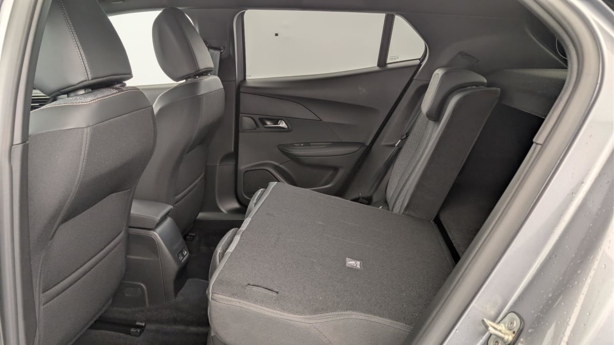 Peugeot 2008 - Image 12