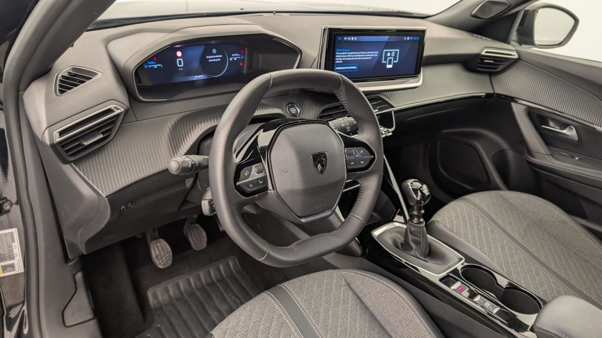 Peugeot 2008 - Image 15