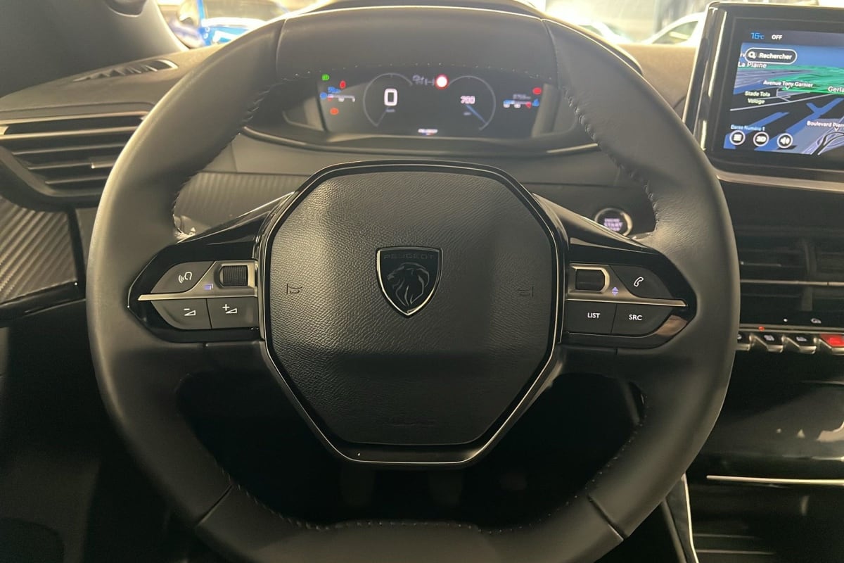 Peugeot 2008 - Image 14