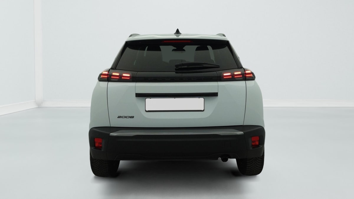 Peugeot 2008 - Image 6