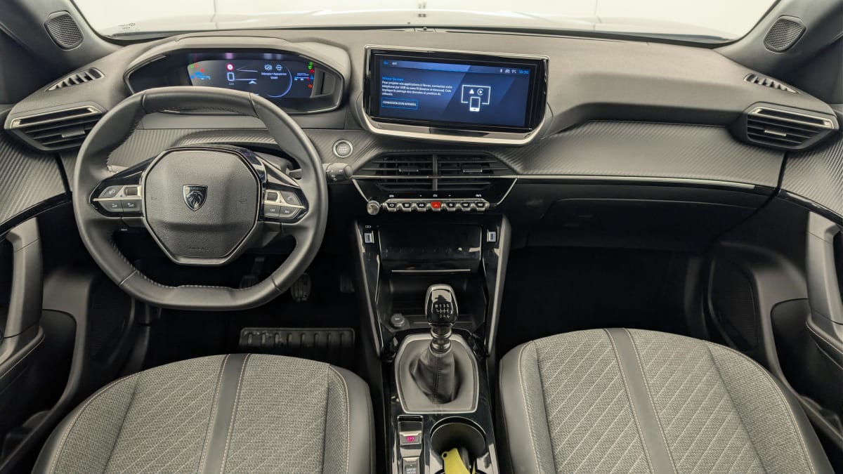 Peugeot 2008 - Image 13