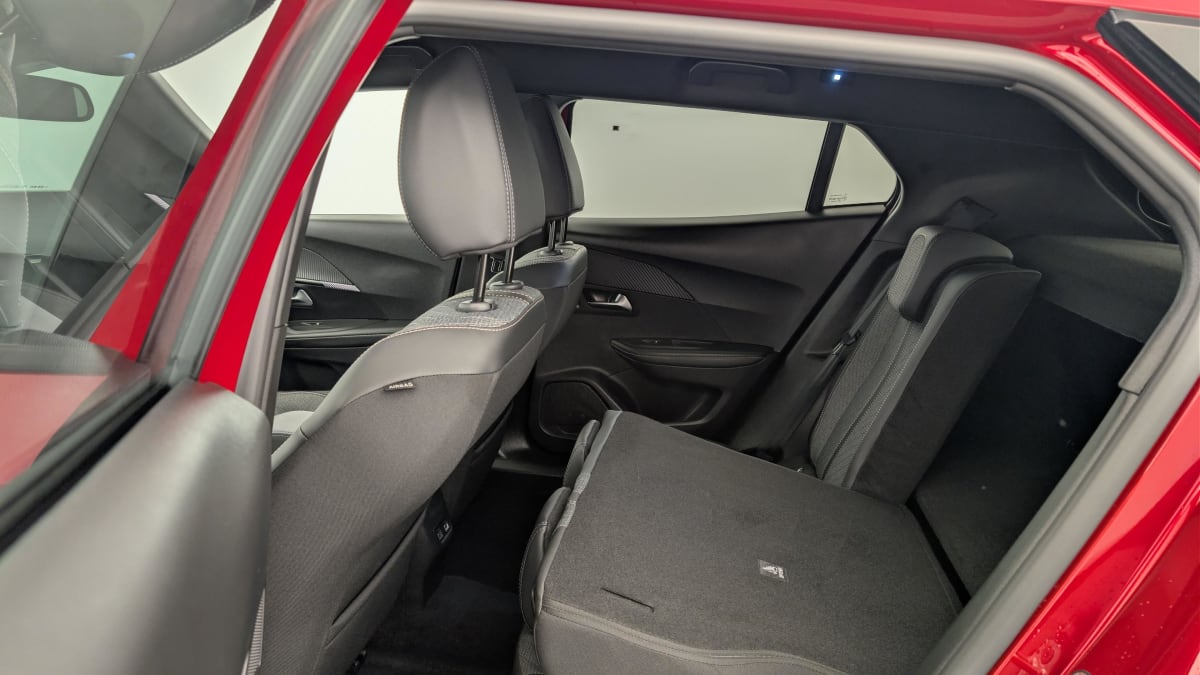 Peugeot 2008 - Image 12
