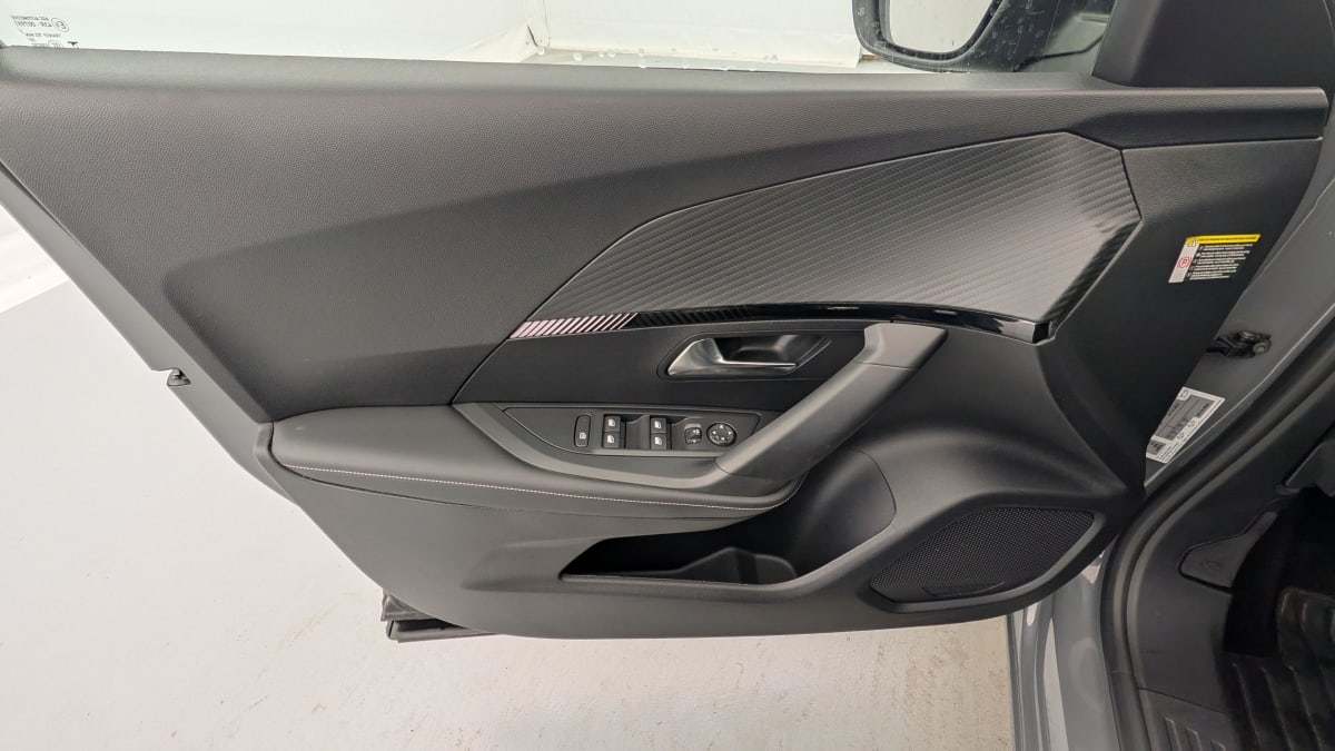 Peugeot 2008 - Image 17