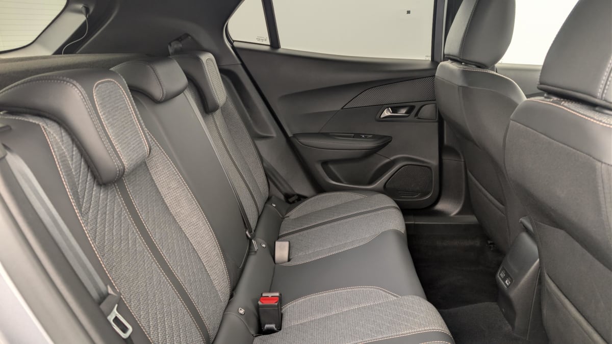 Peugeot 2008 - Image 10