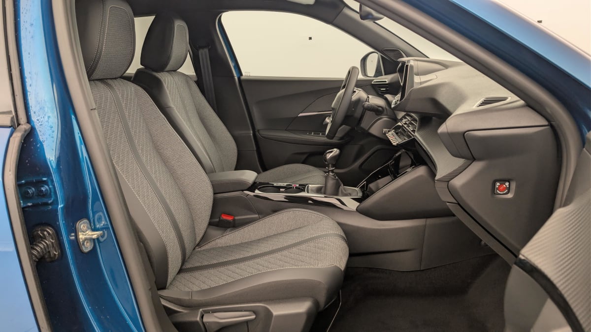 Peugeot 2008 - Image 9