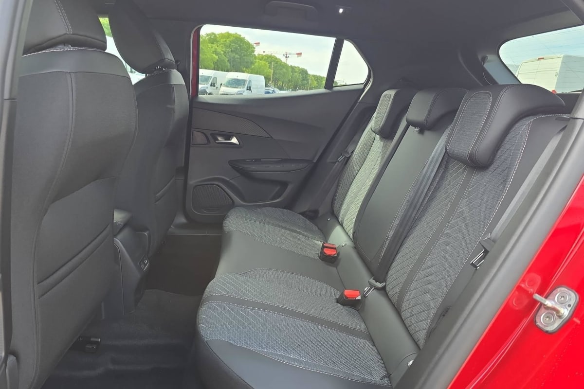 Peugeot 2008 - Image 24