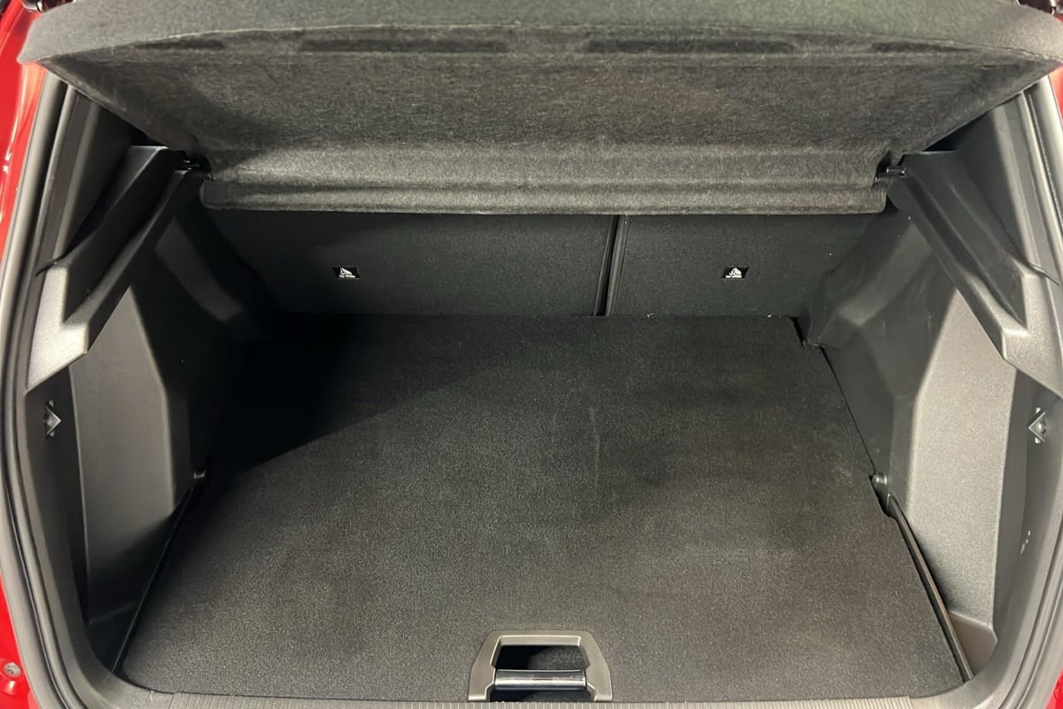 Peugeot 2008 - Image 11