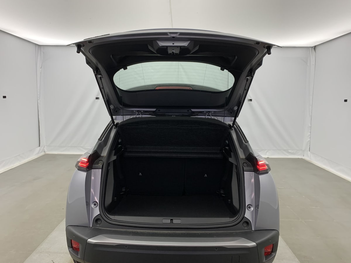 Peugeot 2008 - Image 12