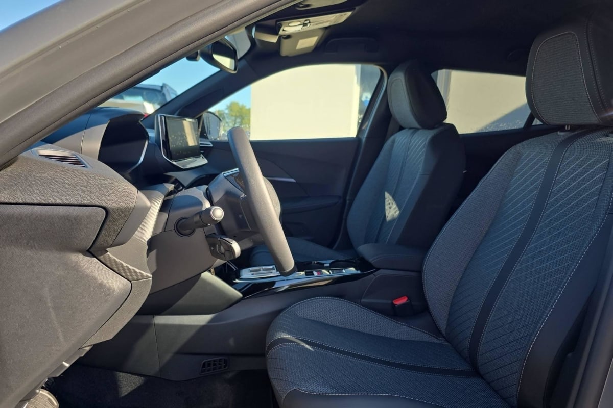 Peugeot 2008 - Image 22