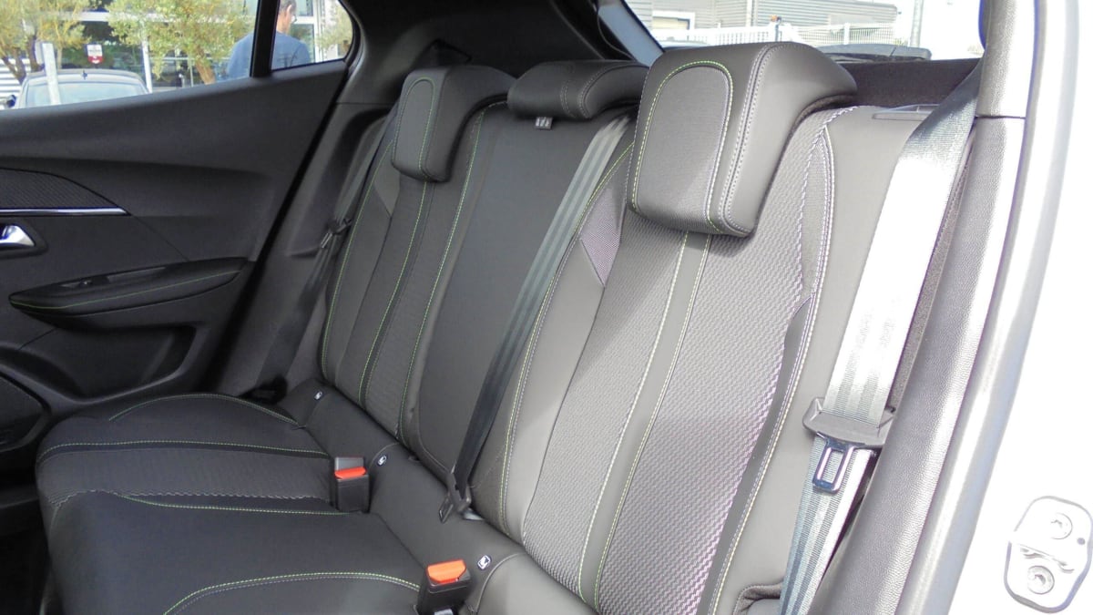 Peugeot 2008 - Image 7