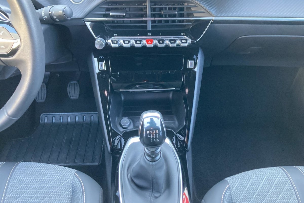 Peugeot 2008 - Image 16