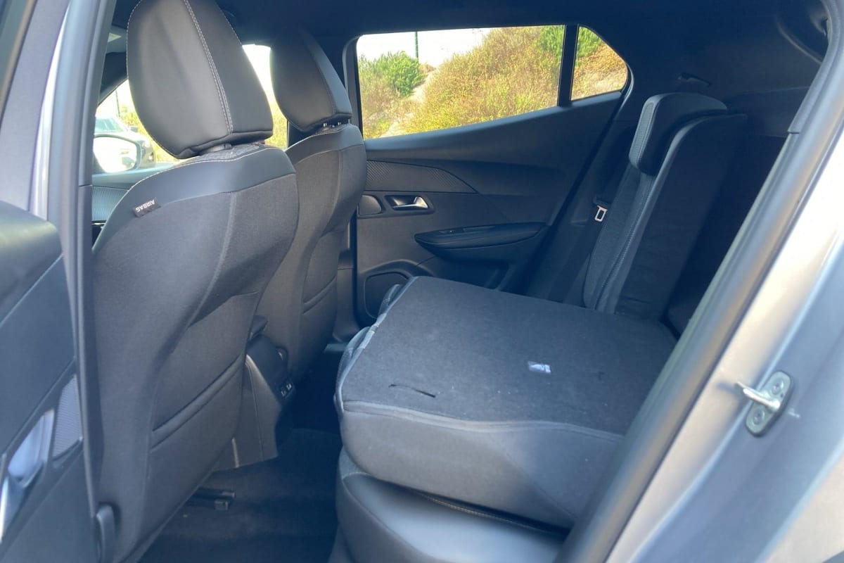 Peugeot 2008 - Image 10