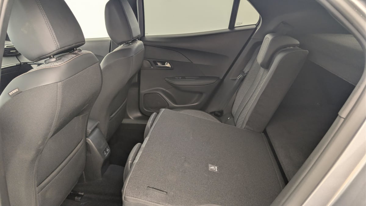 Peugeot 2008 - Image 12