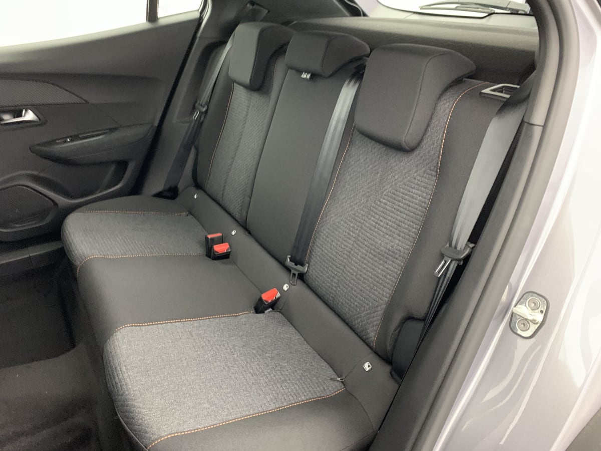 Peugeot 2008 - Image 18