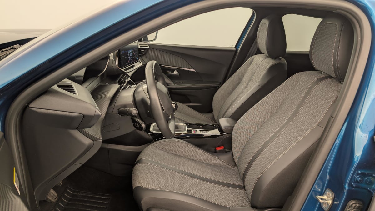 Peugeot 2008 - Image 16
